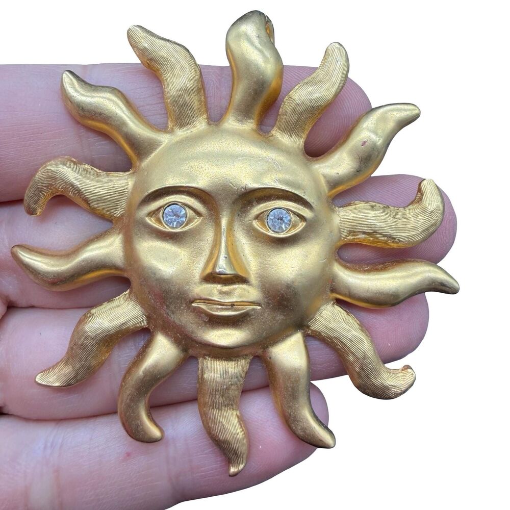 Vintage Avon sun shaped face celestial matte gold toned Brooch pin
